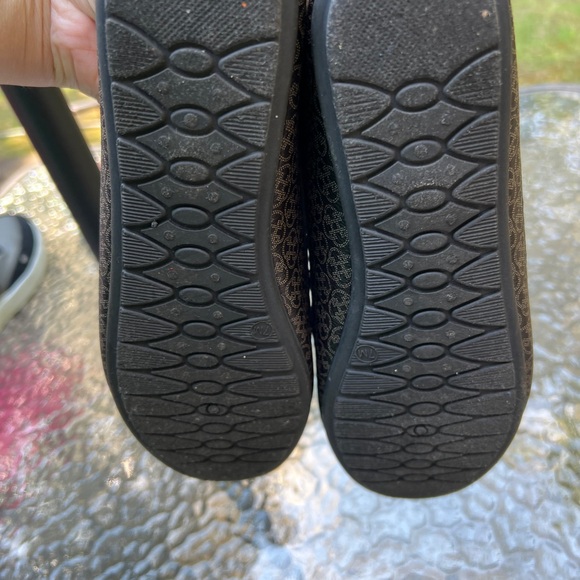 WOMEN'S DAISY FUENTES
DALLAS FLATS  Size 7 M - Picture 5 of 8